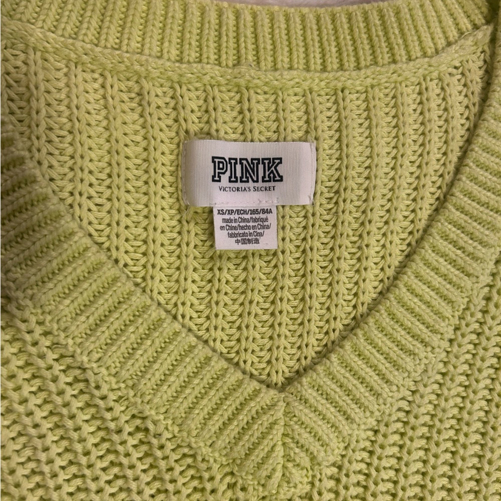 VICTORIA SECRET, PINK
SWEATER! BUNDLE!!! Super soft!!! Lime/neon, pink, lavender - Picture 3 of 9